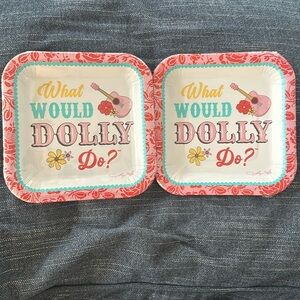 NEW Dolly Parton Official WHAT WOULD DOLLY DO? Disposable Lunch Plates Dollywood